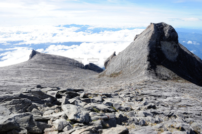 顶部,京那峇鲁山,京那巴鲁山国家公园,天空,水平画幅,山,雪,户外,马来西亚,花岗岩