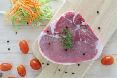 生食,桌子,牛排,木制,成分,格子烤肉,嫩里脊排,水平画幅,无人,膳食
