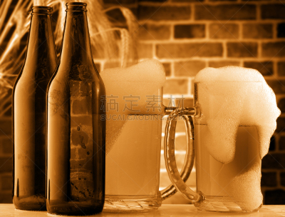 啤酒瓶,马克杯,洞,水平画幅,台式锯床,无人,巴华利街,巨大的,含酒精饮料,特写