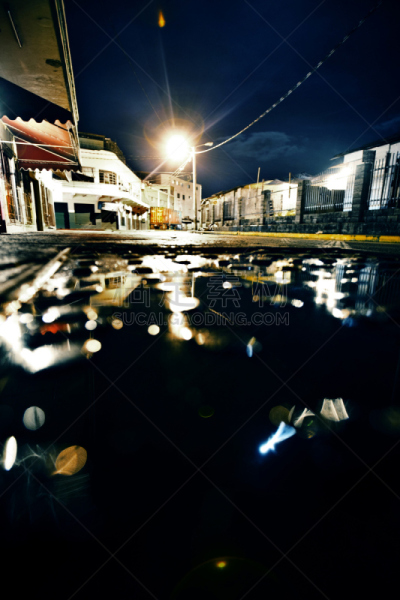 室内过夜,城镇,牙买加蒙特哥贝湾,犹太人区,垂直画幅,水,夜晚,无人,空的,热带气候