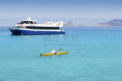 船,福门特拉岛,海洋皮划艇,青绿色,正面视角,水,天空,光亮,夏天,巴利阿里群岛