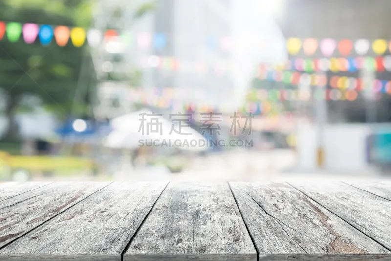 运动模糊 背景 空的 园林 桌子 木制 自助餐 天空 用栅木板阻断 平视角图片素材下载 稿定素材 运动模糊 背景 空的 园林 桌子 木制 自助餐 天空 用栅木板阻断 平视角图片素材下载 稿定素材