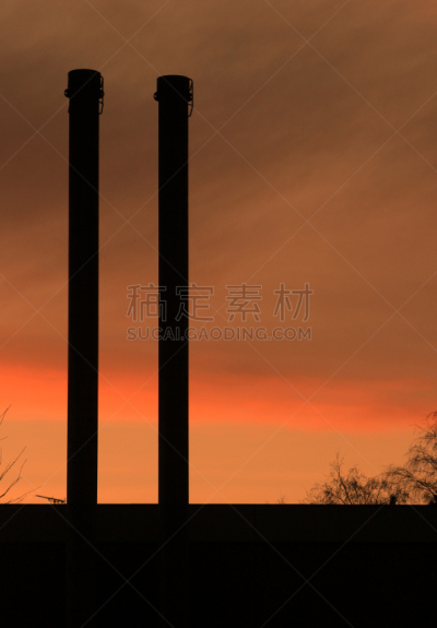 烟囱,集中供热厂,热电厂,垂直画幅,天空,风,能源,无人,早晨,烟