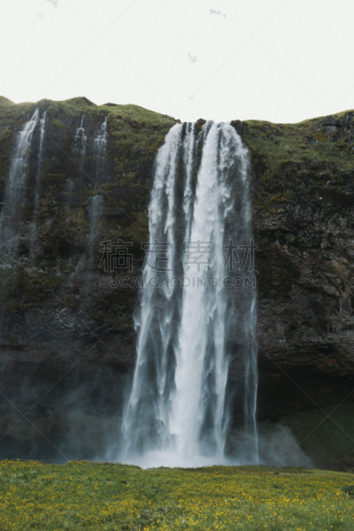 瀑布,冰岛国,seljalandsfoss waterfall,无人,垂直画幅,图像,户外,绿色,地形,摄影