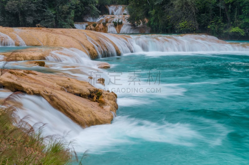 agua azul cascades,里奥阿苏尔,阿瓜杜尔斯,帕伦克,恰帕斯州,水道,水,天空,异国情调,美洲