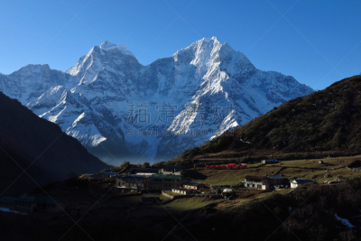 乡村,豺狗,小的,天空,水平画幅,坤布,小木屋,雪,无人,喜马拉雅山脉