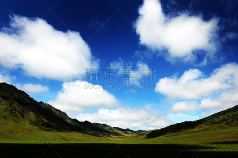 婆罗摩火山,印度尼西亚,萨凡纳港市,庞越,泗水,bromo-tengger-semeru national park,东爪哇,水平画幅,山,早晨