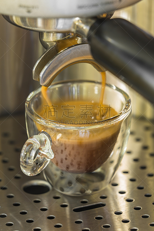 咖啡机,浓咖啡,力量,准备食物,垂直画幅,褐色,饮料,金属,咖啡,机器