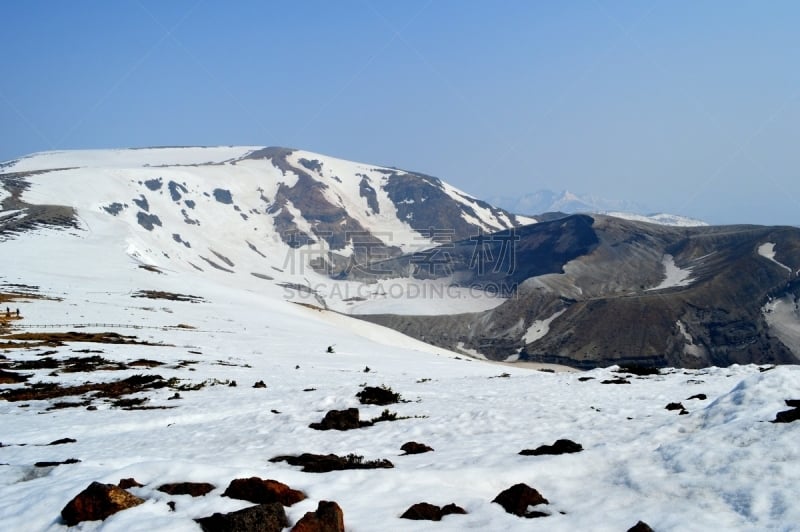 火山湖,水平画幅,无人,格希奇努麦,日本,户外,融水,春天,山,东北片区