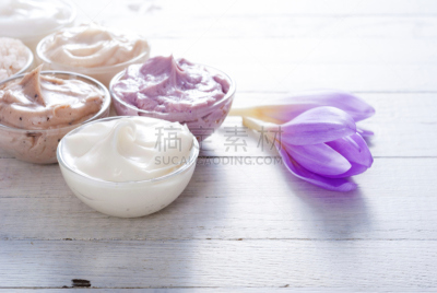 化妆用品,商品,浴盐,护手霜,面霜,洁面乳,奶油色,粉饼,番红花属,抗衰老