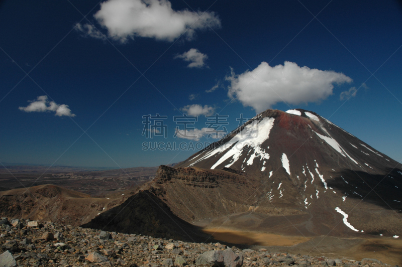 山,瑙鲁赫伊山,火山渣锥,死火山,雪,山脊,高处,无望,地平面,极端地形