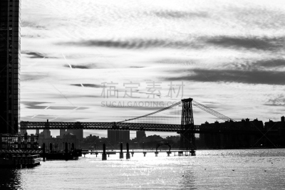 威廉斯堡桥,黑白图片,水,天空,水平画幅,符号,户外,布鲁克林,云景,纽约