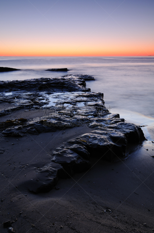 岩石,海洋,海岸地形,垂直画幅,水,橙色,无人,蓝色,曙暮光,户外