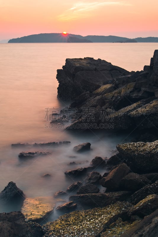 奥南湾,垂直画幅,留白,褐色,沙子,母马,无人,旅行者,夏天,异国情调