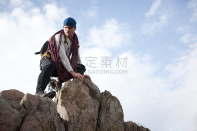 男性,动作,撑杆跳杆,攀岩技术练习,水平画幅,户外,山脊,运动,松弛练习