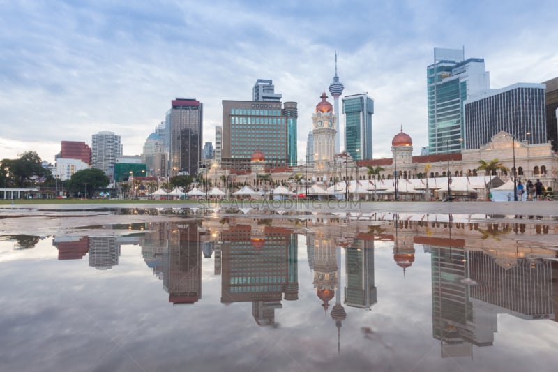 独立广场,吉隆坡花园,树袋熊,水平画幅,建筑,无人,城市天际线,湿,黄昏,户外