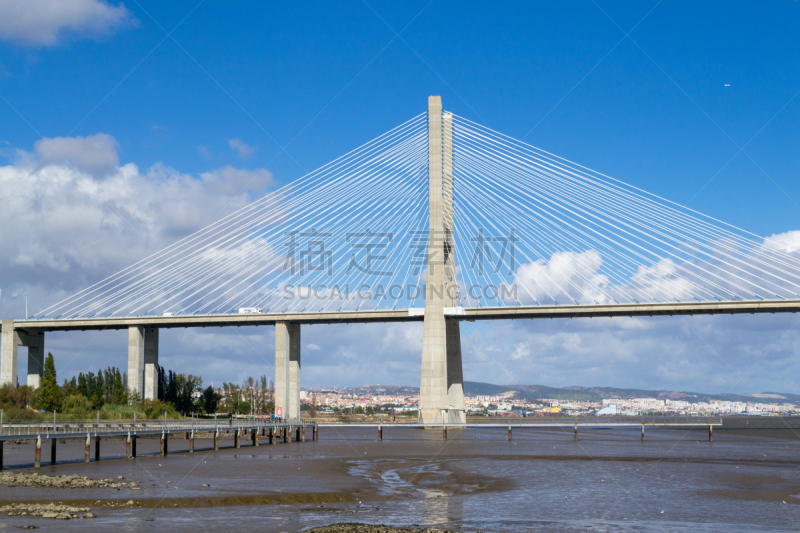 瓦斯科·达·伽马大桥,里斯本,斜拉桥,云景,风,交通,长的,云,迅速,交通堵塞