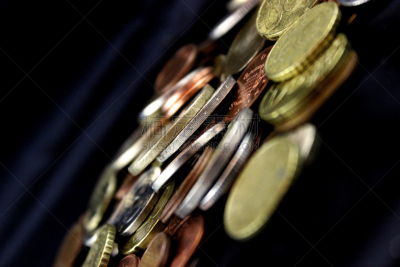 欧元符号,小猪扑满,黄金,重的,水平画幅,银行,金融,金融和经济,金属,银