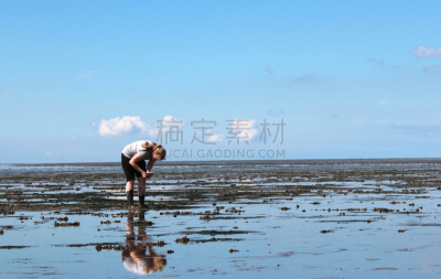 德国北海地区,女孩,青少年,水平画幅,沙子,户外,海底,冰岛国,海滩,水灾