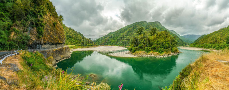 河流,新西兰,arthurs pass,四只动物,云景,云,草,巨石,小路,羽扇豆