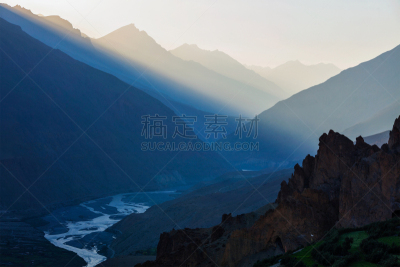 毕底,喜马偕尔邦,印度,山谷,视点,云,河流,户外,天空,亚洲