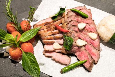 格子烤肉,猪肉,嫩里脊排,烧烤猪肉,煎鸡肉,水平画幅,配方,烤鸡,膳食,椒类食物