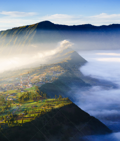 婆罗摩火山,爪哇,火山,印度尼西亚,塞梅鲁火山,bromo-tengger-semeru national park,东爪哇,垂直画幅,天空,无人