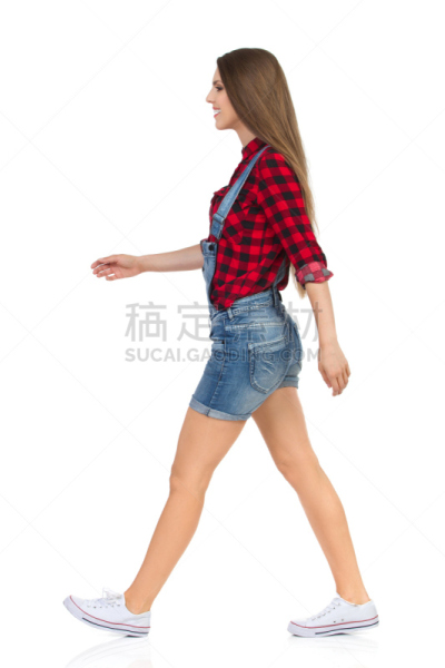 短裤,休闲装,短茄克衫,女人,牛仔裤,垂直画幅,侧面像,美人,白人,不看镜头