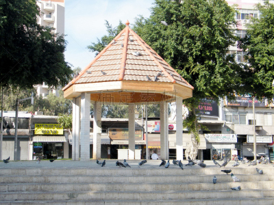 佩塔提克瓦,亭台楼阁,2010,雕塑家,水平画幅,建筑,雕塑,雕像,城市,以色列