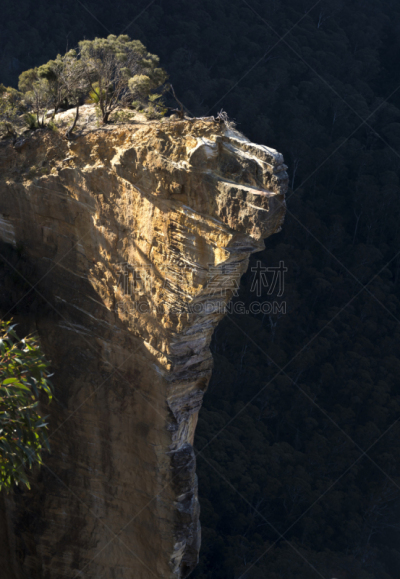 岩石,蓝山,大分水岭,峭壁,陡峭,高原,垂直画幅,美,无人,夏天