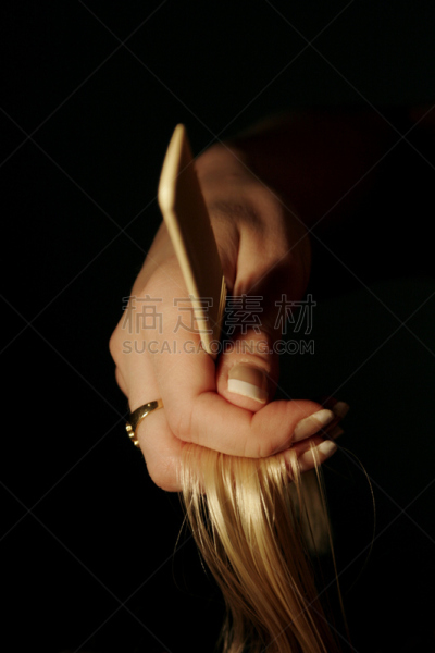 剪头发,垂直画幅,金色头发,梳子,时尚,理发推子,头发,专业人员,摄影,切断