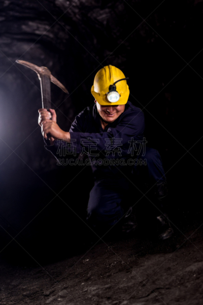 采矿业,男人,矿工,垂直画幅,建筑承包商,能源,仅男人,仅成年人,建筑业,工业