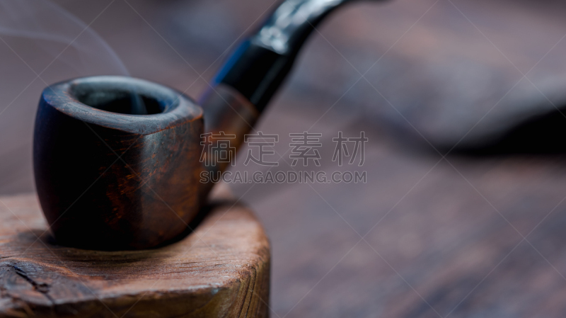 烟斗,木制,拿着,烟草行业,格兰迪伯瑞尔,烟草,不健康的生活方式,褐色,桌子,水平画幅
