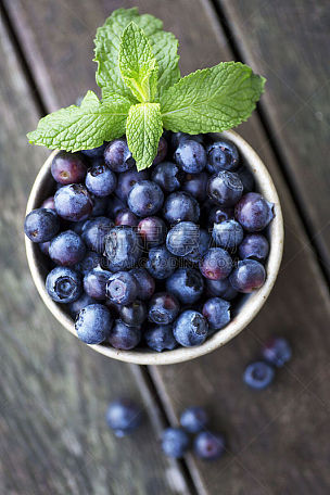 蓝莓,碗,水果,垂直画幅,选择对焦,留白,艺术,无人,彩色图片,大量物体
