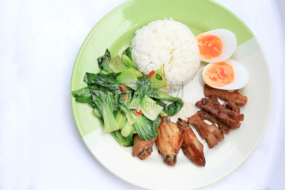 煮鸡蛋,泰国,盘子,香米,蔬菜,猪肉,鸡翅,泰国食品,炒菜,油炸