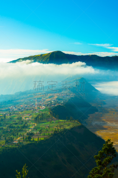 山,乡村,印度尼西亚,婆罗摩火山,垂直画幅,天空,云,火山地形,bromo-tengger-semeru national park,户外