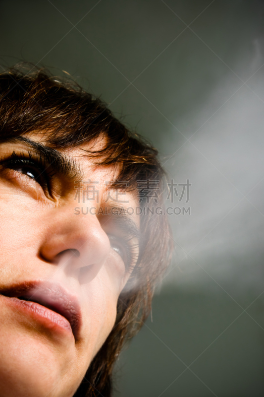 人的嘴,灵性,慢跑,中年女人,肖像,40到44岁,癌症,嘴唇,女人,烟草