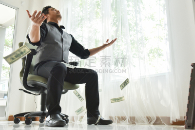 雨,幸福,男性,水平画幅,男商人,贝恩,泰国,仅男人,仅成年人,经济