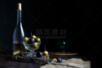 葡萄酒,梨,李子,木制,背景,,野生植物,关闭的,美味,自制的