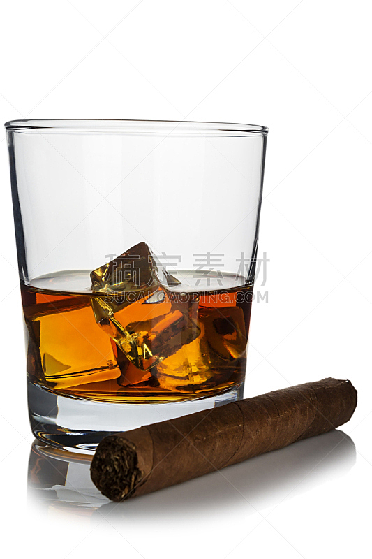 威士忌,雪茄,玻璃杯,垂直画幅,葡萄酒,褐色,无人,白兰地,乌克兰,含酒精饮料