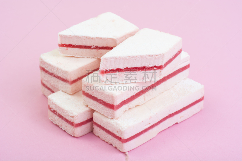 棉花软糖,白色,蔓越桔,背景,淡雅,多层效果,酸果蔓汁,泽费尔,西风之神,蛋白饼糕