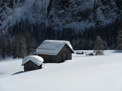 牧人小屋,扫雪车,雪崩,冬季服务,蜿蜒,天空,水平画幅,雪,无人,明亮