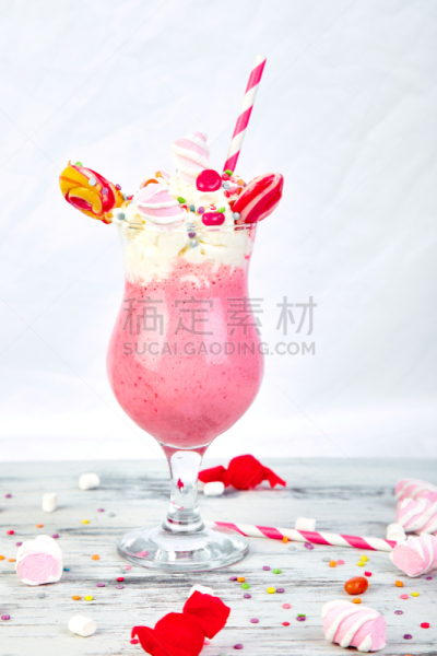 奶昔,覆盆子,极限运动,粉色,浆果,垂直画幅,留白,装管,奶泡,奶油