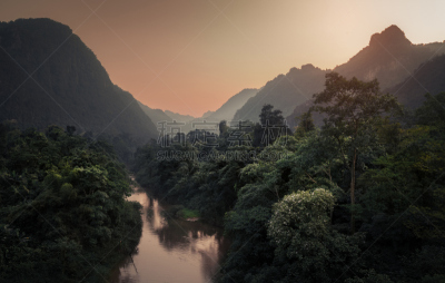 鸡尾酒,山谷,水,公园,式样,宁静,水平画幅,绿色,山,地质学
