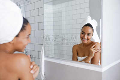 镜子,看,混血儿,肩,女人,自然美,用毛巾包裹,美女,浴室,水平画幅