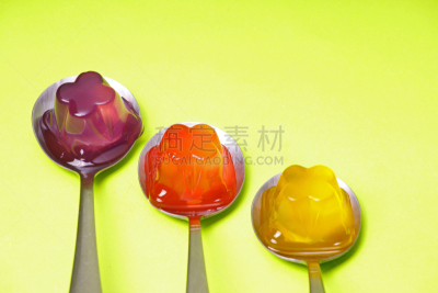 色彩鲜艳,果冻,汤匙,水平画幅,无人,慕司,饮料,甜点心,彩色图片,闪亮的