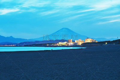 茅奇海滩,富士山,天空,水平画幅,云,平塚市,夜晚,无人,日本,黄昏