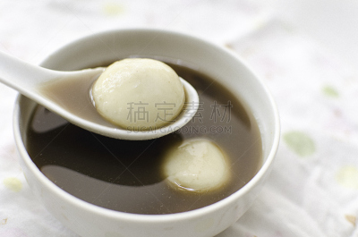 米饺子,红豆汤,米饭炸肉饼,全家福,炸丸子,元宵节,团子,水平画幅,无人,小吃