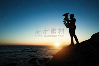 进行中,大号,音乐人,海洋,海岸线,艺术家,风,艺术,水平画幅,爵士乐