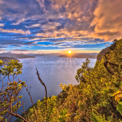 航拍视角,峡湾,挪威,水,天空,无人,海港,夏天,户外,斯堪的纳维亚半岛